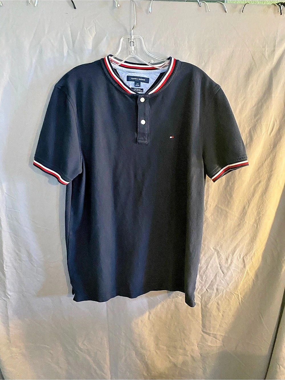 Tommy Hilfiger Custom Fit Short Sleeve Henley Polo Shirt Henley Polo Black & Red